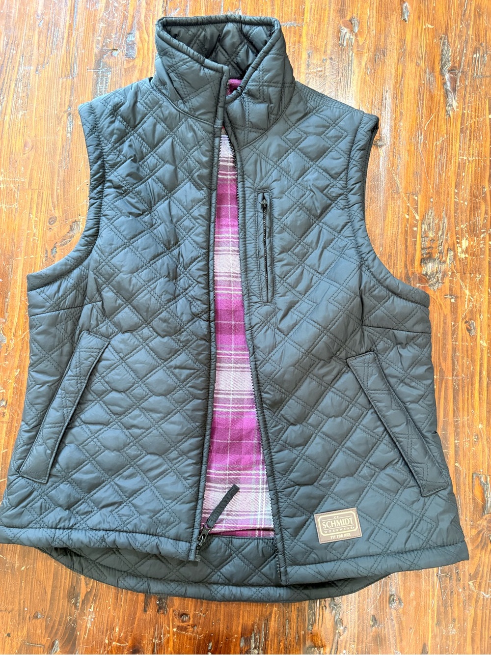 CE Schmidt workwear Black Quilted Vest with Plaid Lining Women’s Small